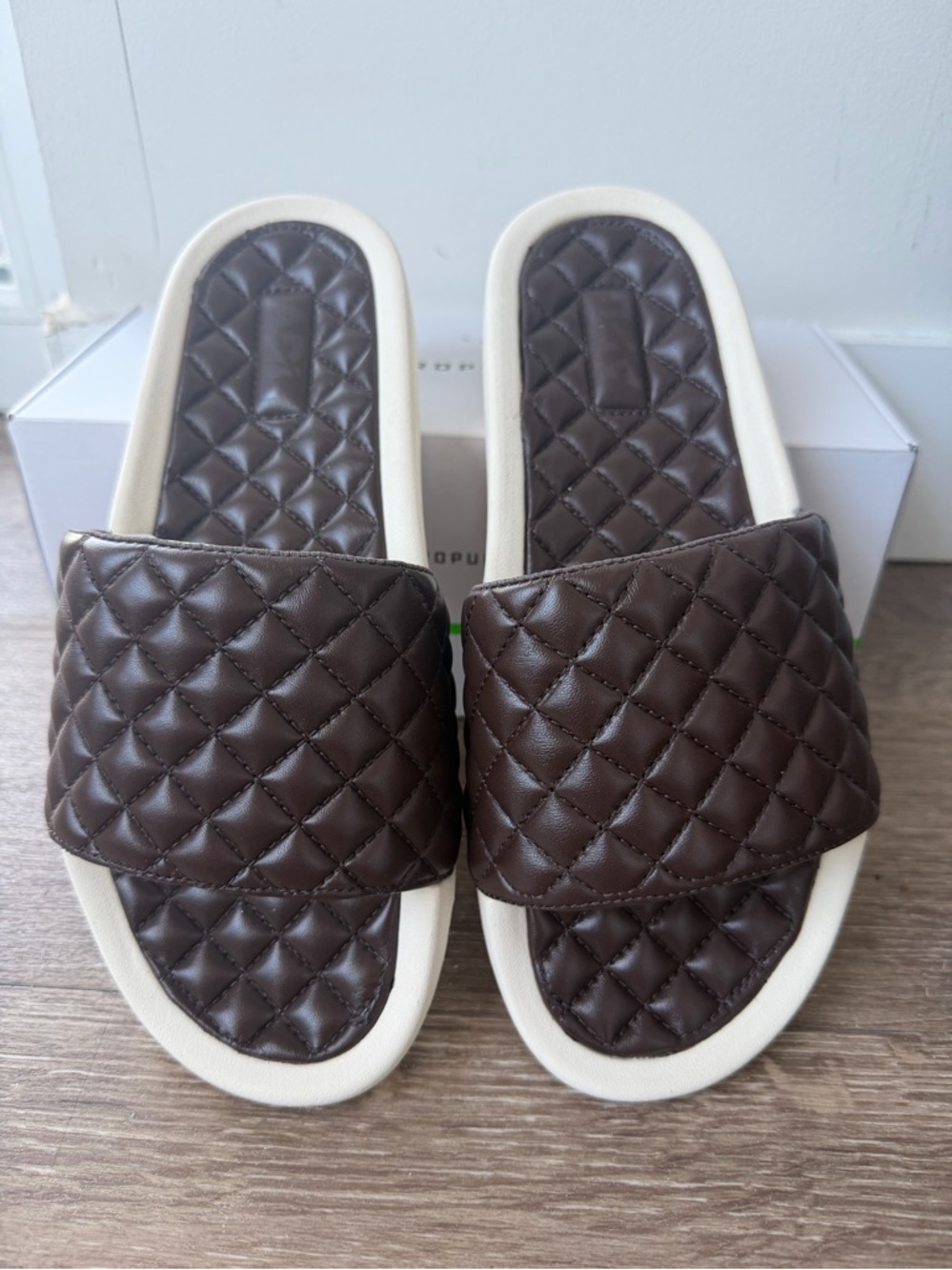 APL Lusso women’s leather slide chocolate brown size 9 NEW in box